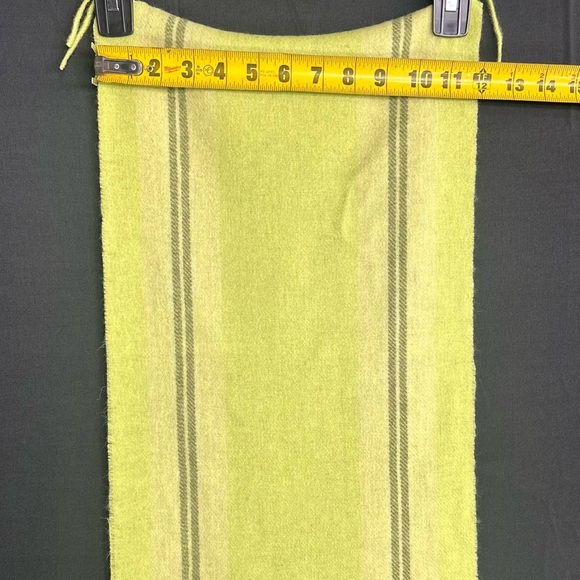 Tívoli Lime Green Striped Scarf with Fringe verano wool brand new w tags - Picture 3 of 4